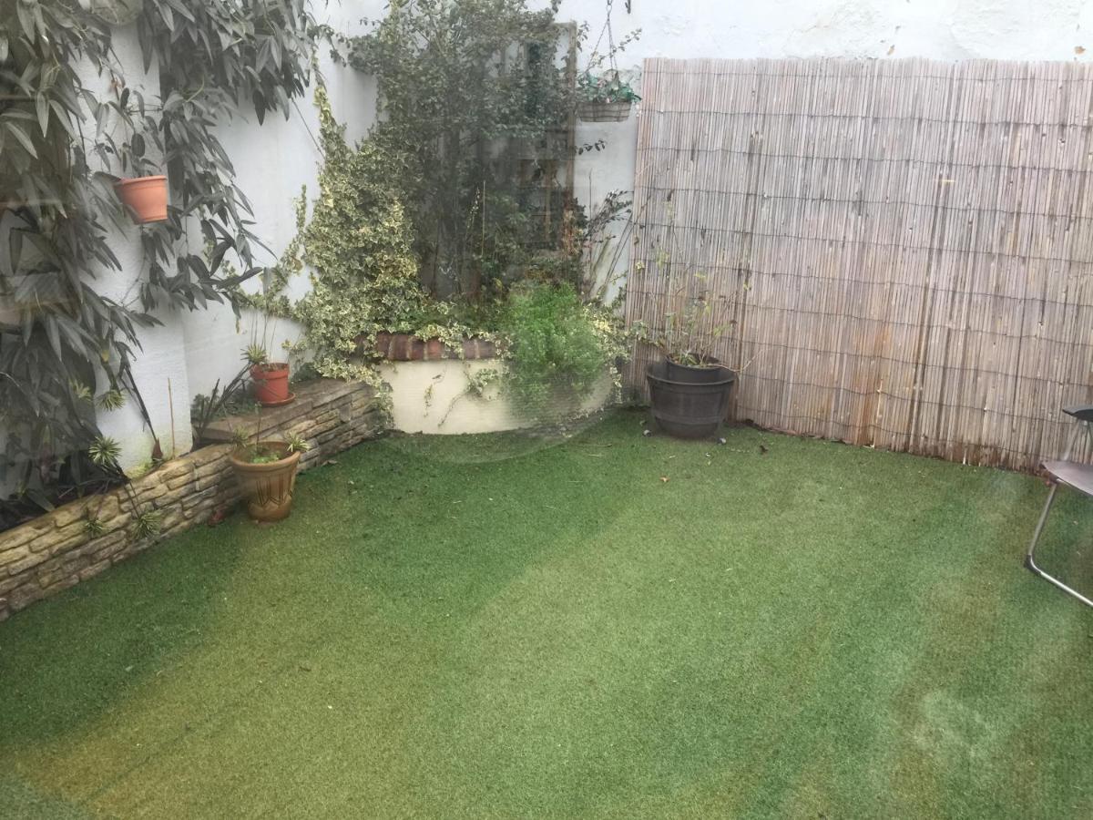 Large 2-Bed House Derbyshire Off Chatsworth Rd 切斯特菲尔德 外观 照片